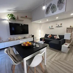 Dolcevita Naxos Terrace&apartment Appartamento Giardini Naxos